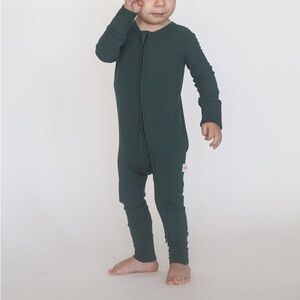 Toast + Jams Emerald Green Ribbed Bamboo Zippy 18-24 months